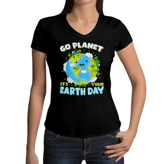 Cute Earth Day 2022 Go Planet Earth Day Everyday Women V-Neck T-Shirt - Seseable