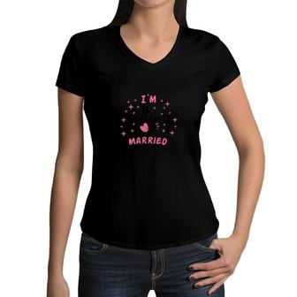 I Am Getting Married Pink Gilter Great Gift Women V-Neck T-Shirt - Seseable