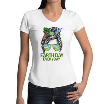 Funny Earth Day Everyday Messy Bun Earth Animal Lovers Women V-Neck T-Shirt - Seseable