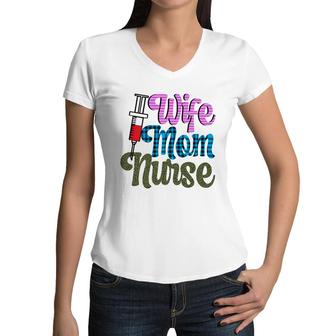 Nurses Day Beautiful Gift For Wife Mom Nurse 2022 Women V-Neck T-Shirt - Seseable