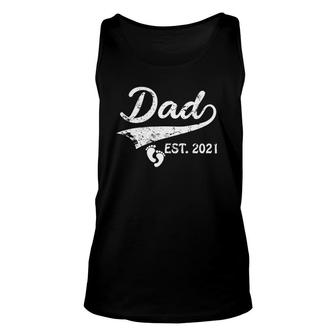 Mens Dad Est 2021 Gifts Vintage New Dad Present Cute Fathers Day Unisex Tank Top - Seseable