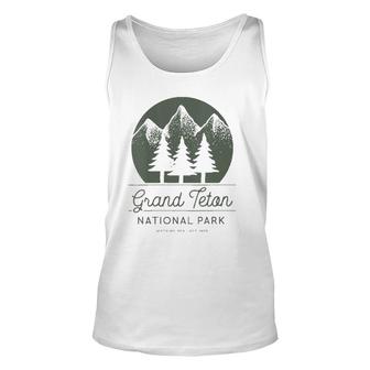 Womens Grand Teton National Park - Wyoming V-Neck Unisex Tank Top | Mazezy