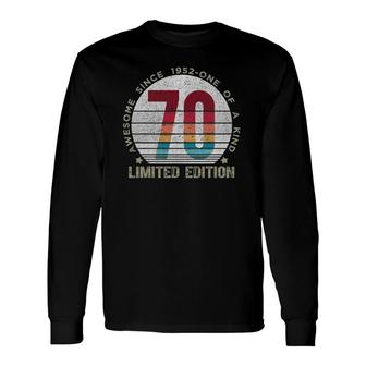 70 Years Old Vintage 1952 Retro Limited Edition 70Th Birthday Long Sleeve T-Shirt T-Shirt | Mazezy