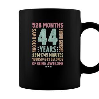 44Th Birthday 44 Years Old Vintage Retro - 44 Yr Old Coffee Mug - Seseable