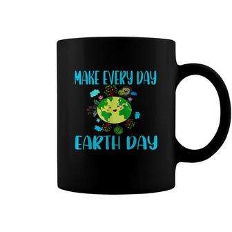 Earth Day 2022 Make Every Day Earth Day Teacher Kids Funny Coffee Mug - Seseable