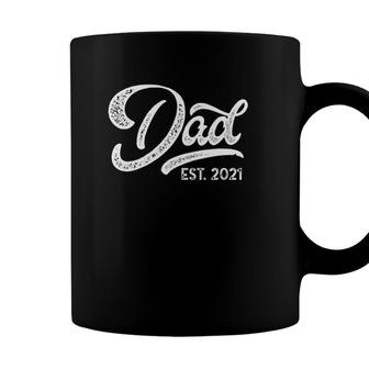 Fathers Day 2021 Dad Est 2021 Expecting Baby Dad To Be Coffee Mug - Seseable