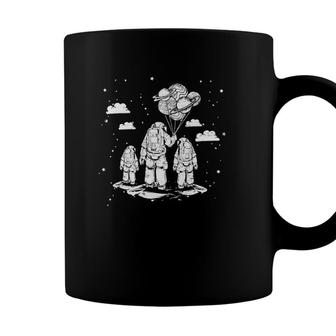 Fathers Day Dad And Children Astronauts Space Coffee Mug - Seseable