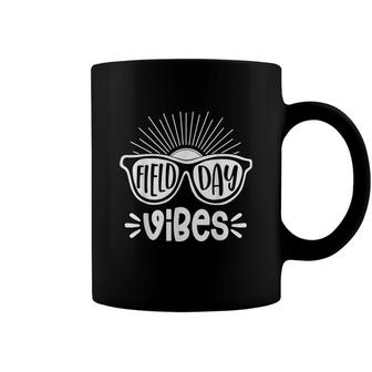 Field Day Vibes Kids Boys Girl Teacher Field Day Squad 2022 Coffee Mug - Seseable