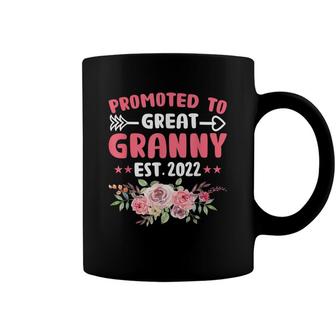 Flower New Grandma Grandparent Promoted To Great Granny 2022 Coffee Mug | Seseable UK