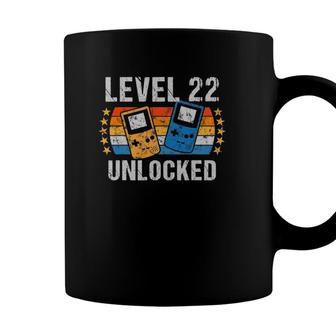 Gaming Vintage 22Nd Birthday Gift 22 Years Old Boy Girl Gamer Coffee Mug - Seseable