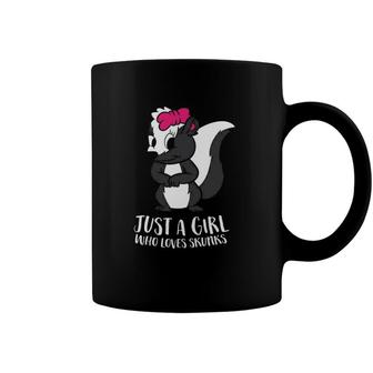 Just A Girl Who Loves Skunks Funny Skunk Girl Coffee Mug | Mazezy