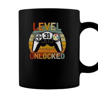 Level 31 Unlocked 31 Years Old Retro 31St Birthday Gift Coffee Mug - Seseable