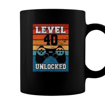 Level 40 Unlocked 40 Years Old Retro 80S 40Th Birthday Gamer Coffee Mug - Seseable