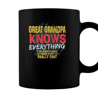 Mens Great Grandpa Knows Everything Great Grandpa Fathers Day Coffee Mug - Seseable