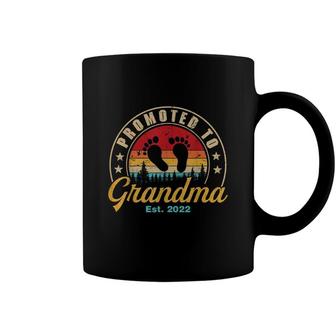 Promoted To Grandma Est 2022 Women Retro First Time Grandma Coffee Mug - Seseable