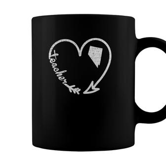 Retro Nevada Teacher Arrow Heart Home State Gift Coffee Mug - Seseable