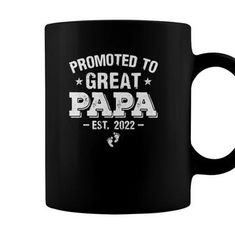 Vintage Promoted To Papa 2022 Fathers Day First New Dad Coffee Mug - Seseable