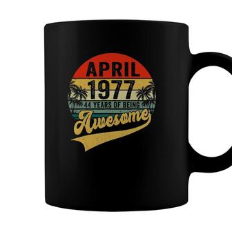 Vintage Retro April 1977 44Th Birthday Gifts 44 Years Old Coffee Mug - Seseable