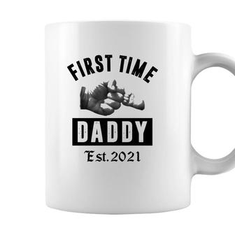 First Time Daddy Est 2021 New Dad Gift On Fathers Day Coffee Mug - Seseable