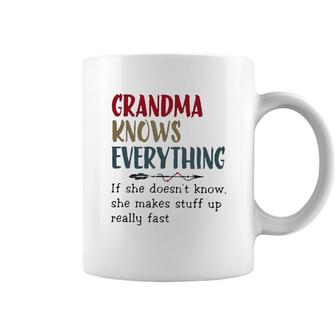Grandma Knows Everything Womens Funny Grandma Coffee Mug - Seseable
