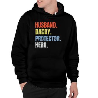 Vintage Husband Daddy Protector Hero Fathers Day Hoodie - Seseable
