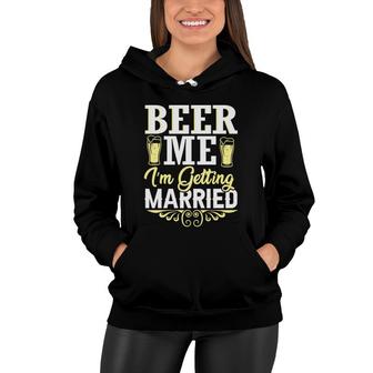 Beer Me Getting Married Yellow Color Graphic Women Hoodie - Seseable
