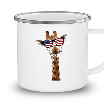 Patriotic Giraffe Usa American Flag 4Th Of July Cool Gift Camping Mug - Seseable