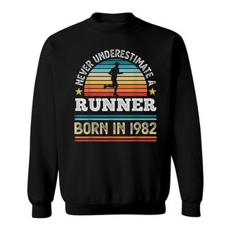 Runner Born In 1982 40Th Birthday Running Gift Dad Sweatshirt - Seseable