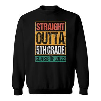 Straight Outta 5Th Grade Funny Great Graduation Gift Vintage Sweatshirt - Thegiftio UK