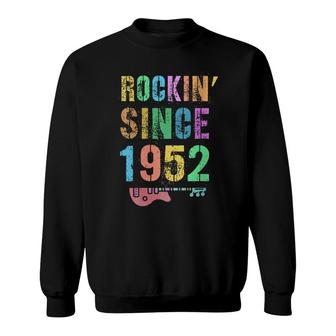 Womens Rockin Since 1952 Vintage Rockstar 70Th Birthday Grandma Sweatshirt - Seseable
