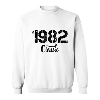 Classic 1982 40Th Birthday 1982 Vintage Black Sweatshirt - Seseable