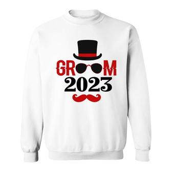 Groom Groom Bachelor Party 2023 Red Black Sweatshirt - Seseable
