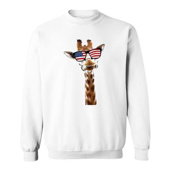 Patriotic Giraffe Usa American Flag 4Th Of July Cool Gift Sweatshirt - Seseable