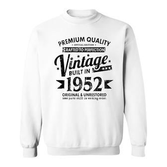 Vintage Built In 1952 Sweatshirt - Thegiftio UK