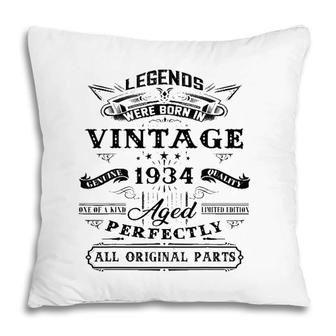 88Th Birthday Vintage Gift For Legends Born 1934 88 Yrs Old Pillow | Mazezy