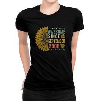 Awesome September 2006 Flower 15 Years Old 15Th Bday Gift Women T-shirt - Seseable