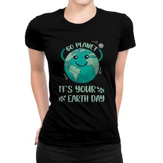 Cute Earth Day Happy Earth Day 2022 Go Plannet Womens Women T-shirt - Seseable