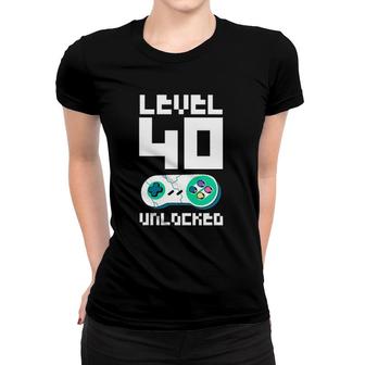 Womens Level 40 Unlocked 40Th Birthday Of A 40 Years Old Gamer V-Neck Women T-shirt - Seseable