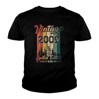 Vintage 2009 13Th Birthday Gifts 13 Years Of Being Awesome Youth T-shirt | Mazezy