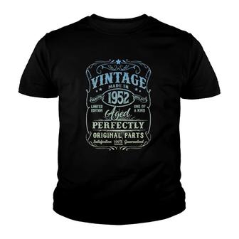 Womens Vintage Made In 1952 Retro Classic 70Th Birthday Party V-Neck Youth T-shirt - Thegiftio UK