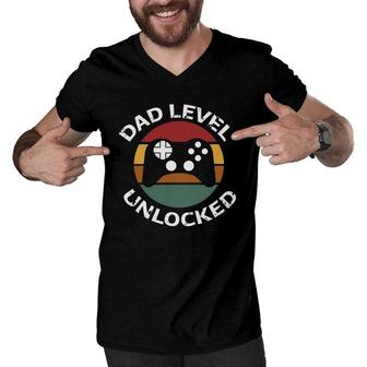 Dad Level Unlocked With Games Controler Fathers Day For Dad Men V-Neck Tshirt - Seseable