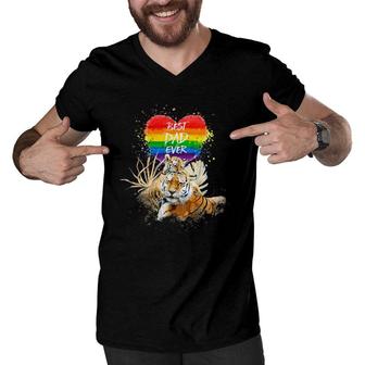Lgbt Pride Daddy Tiger Rainbow Best Dad Ever Fathers Day Men V-Neck Tshirt - Seseable