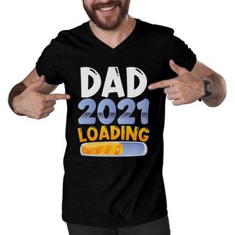 Mens Expectant Dad Fathers Day Gift And Birthday 2021 Ver2 Men V-Neck Tshirt - Seseable