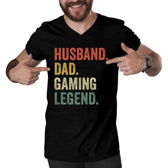 Mens Gamer Dad Funny Husband Dad Video Game Legend Fathers Day Men V-Neck Tshirt - Seseable
