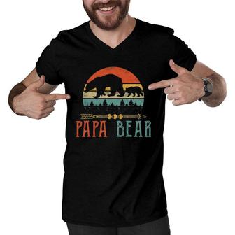 Mens Papa Bear Daddy Funny Mens Fathers Day Gift-Idea Men V-Neck Tshirt - Seseable