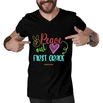 Peace Out First Grade Happy Last Day Of School 2022 Men V-Neck Tshirt - Seseable