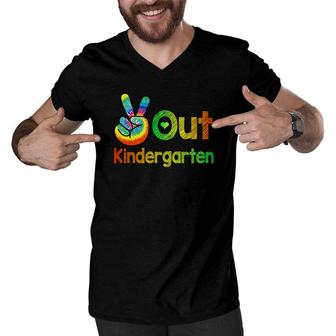 Tie Dye Peace Out Kindergarten Graduation Kids Class Of 2022 Happy Last Day Of School 2022 Men V-Neck Tshirt - Seseable