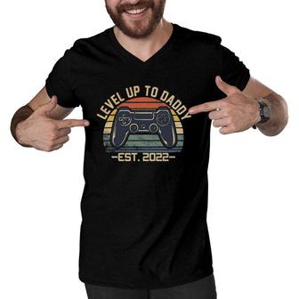 Video Game Level Up To Daddy 2022 New Dad Fathers Day Men V-Neck Tshirt - Seseable