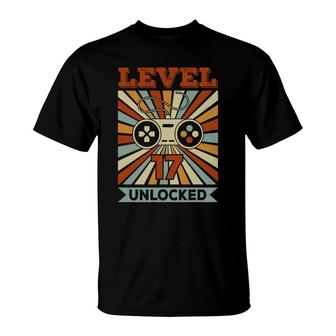 17Th Birthday Gamer Great Level Unlock 17 T-Shirt - Seseable