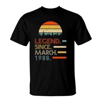33 Years Old Retro Birthday Legend Since March 1988 Ver2 T-Shirt - Seseable